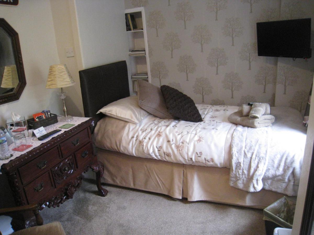 Rosebud Cottage Guest House Хоэрт Экстерьер фото