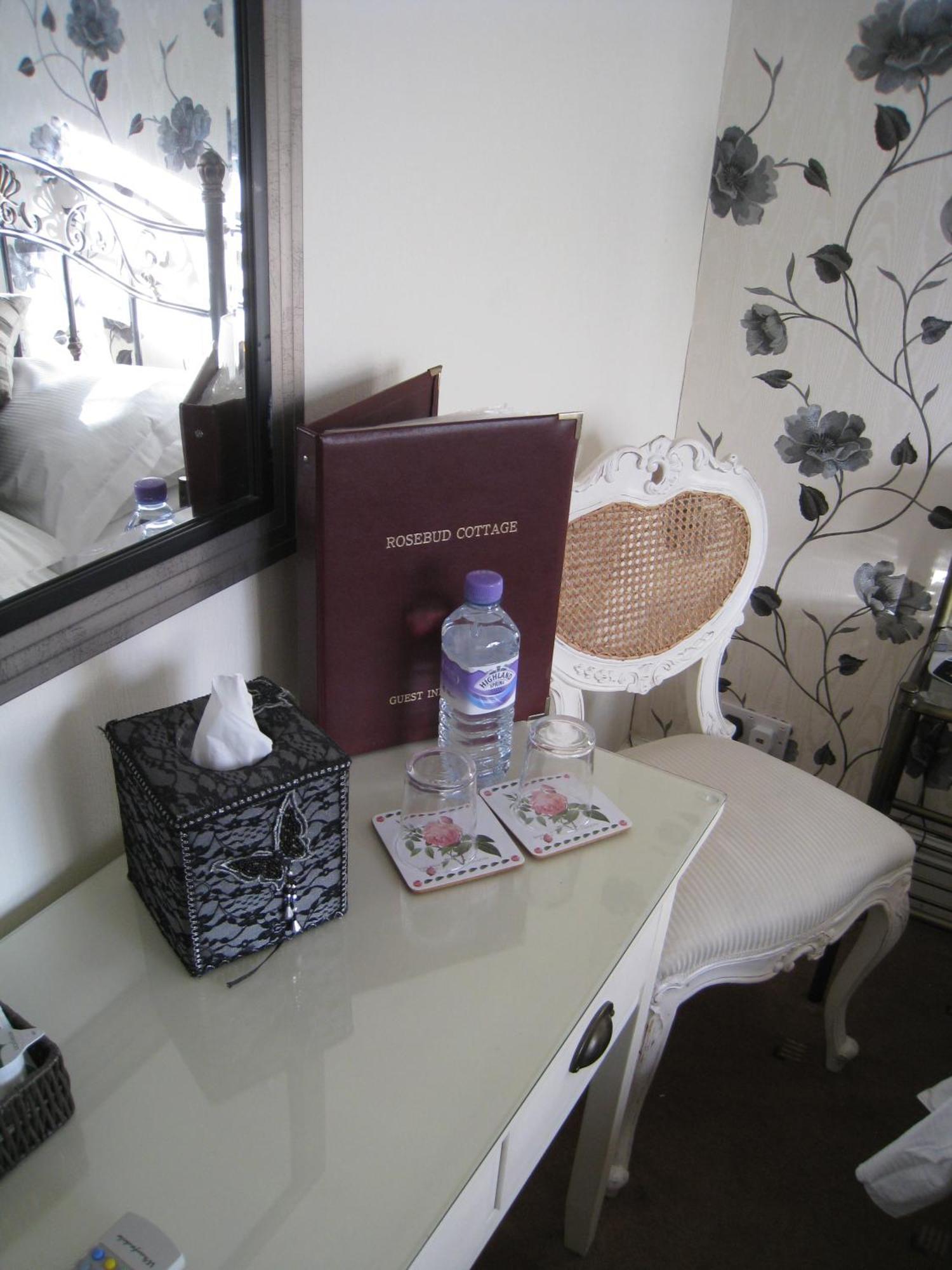 Rosebud Cottage Guest House Хоэрт Экстерьер фото